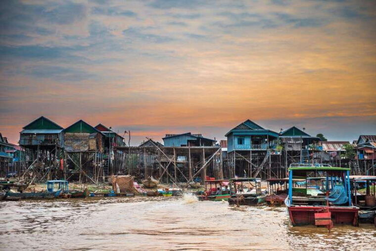 from-siem-reap-kampong-phluk-floating-village-tour-by-boat