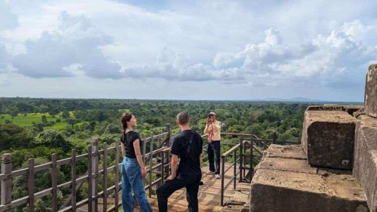 from-siem-reap-koh-ker-and-beng-mealea-private-day-tour