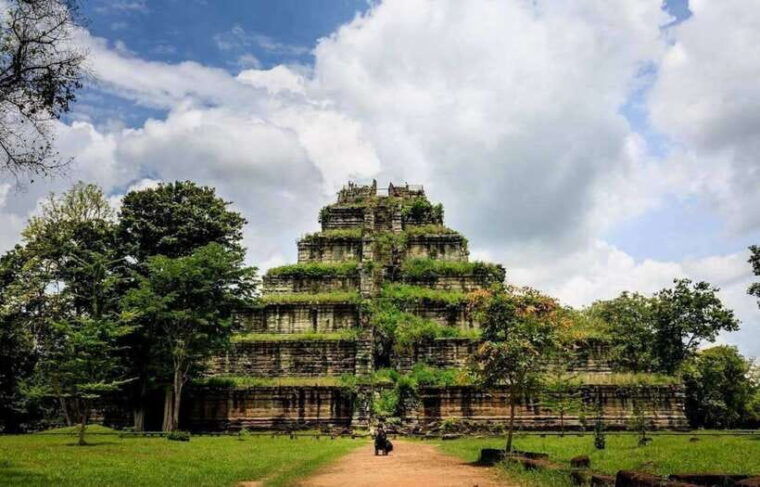 from-siem-reap-koh-ker-and-beng-mealea-temples-tour