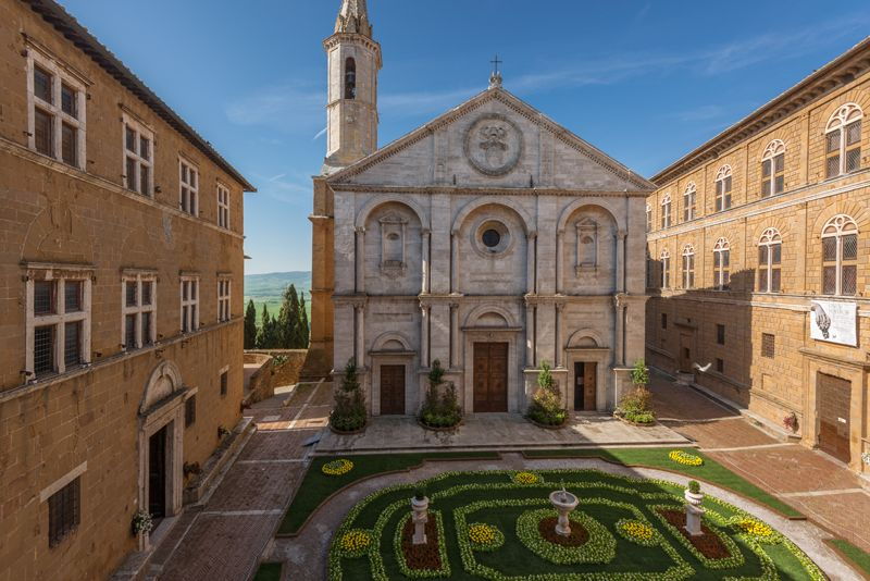 from-siena-pienza-and-montepulciano-small-group-tour