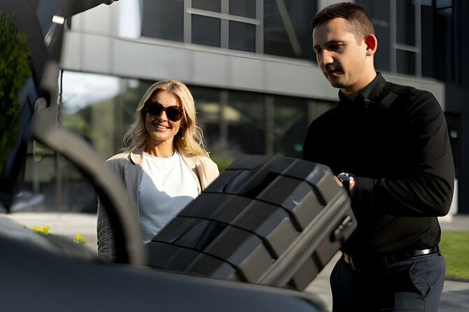 from-skarfabakki-cruise-terminal-private-transfer-to-kef-airport