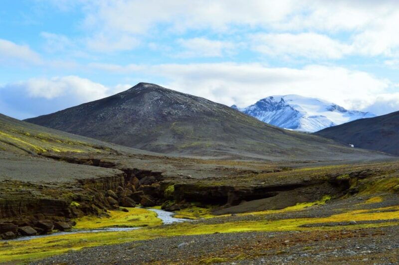 from-snaefellsstofa-into-the-highlands-4x4-bus-truck