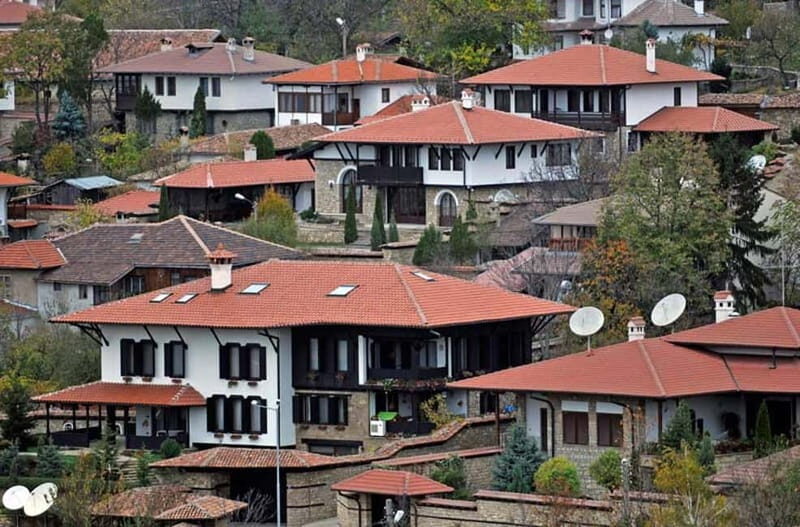 From Sofia: Veliko Tarnovo and Arbanasi - Visiting Arbanasi: A Step Back in Time