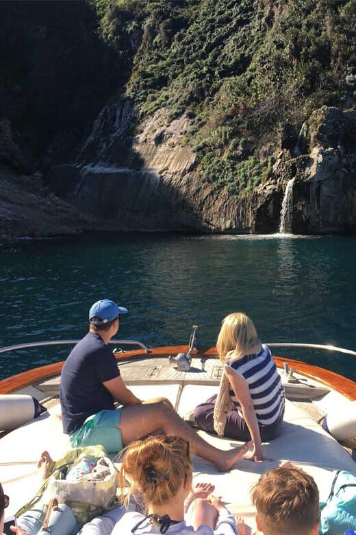 From Sorrento: 3hrs Sunset tour on shared boat - Key Points