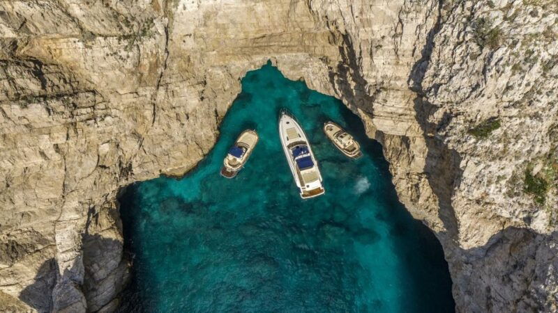 from-sorrento-capri-and-positano-private-day-cruise