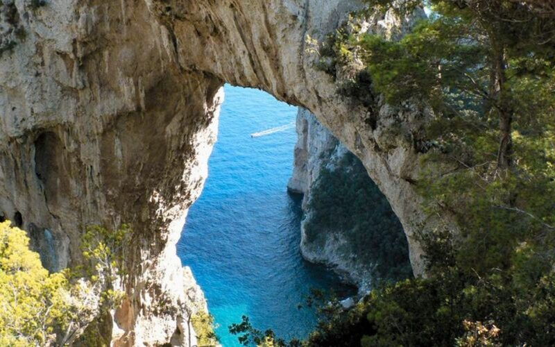from-sorrento-capri-day-cruise-with-blue-grotto-exploration