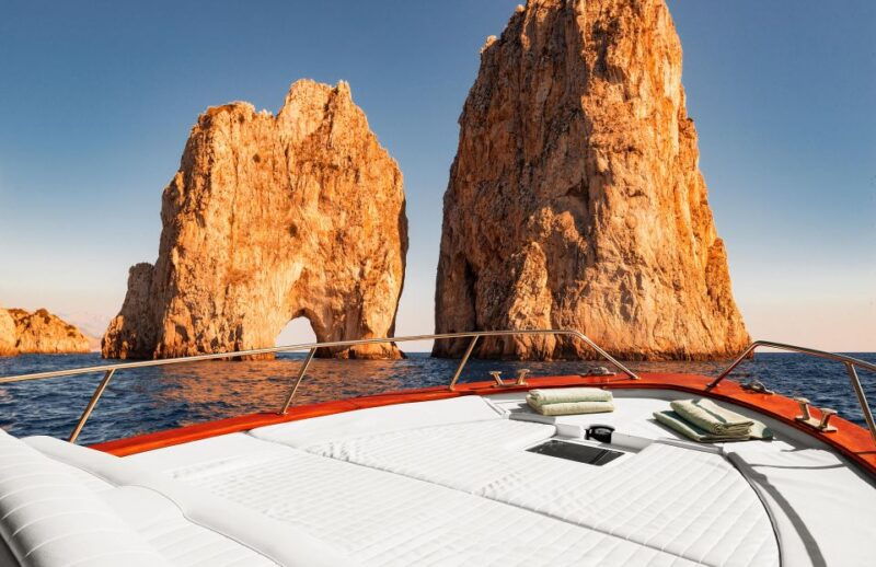 from-sorrento-capri-day-night