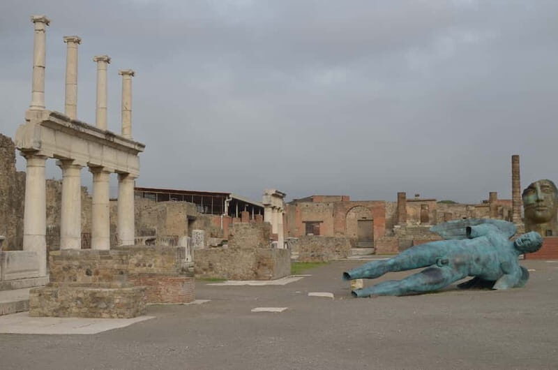 From Sorrento: Pompeii and Mount Vesuvius Trip with Lunch - Experience the Ancient and the Active: Pompeii and Mount Vesuvius from Sorrento