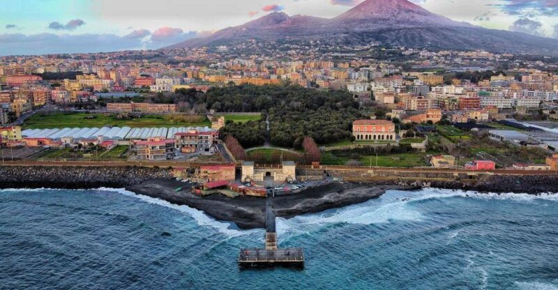 from-sorrento-pompeii-mt-vesuvius-tour-with-easy-lunch