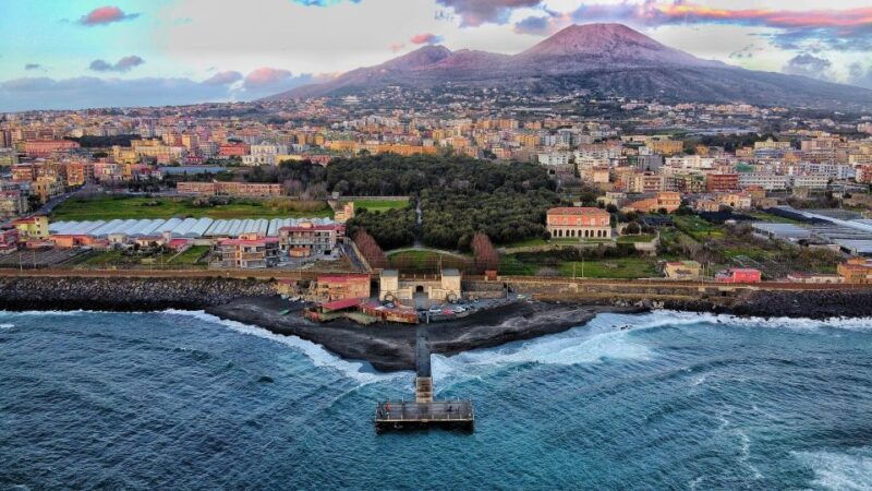 from-sorrento-pompeii-mt-vesuvius-tour-with-easy-lunch