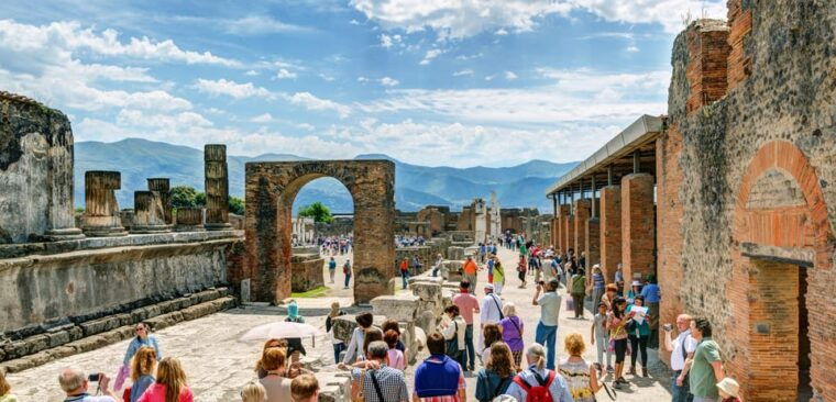 from-sorrento-pompeii-private-customizable-tour