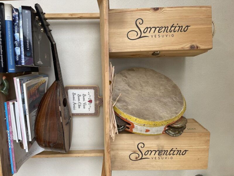 from-sorrento-pompeii-wine-tasting-private-tour-by-car