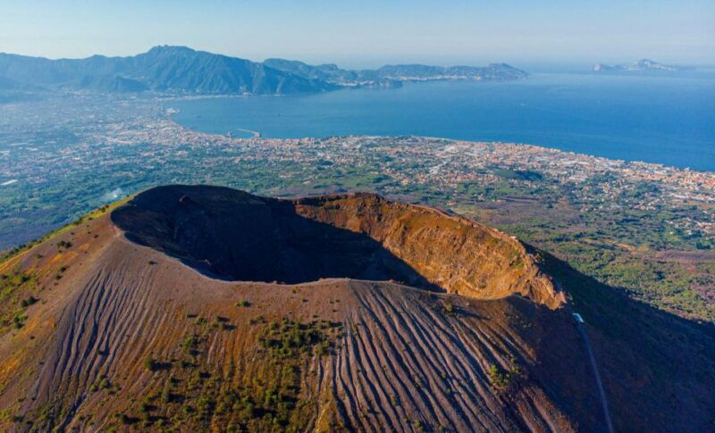 from-sorrento-skip-the-line-guided-vesuvius-hike-and-lunch