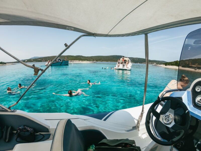 from-split-blue-cave-5-islands-with-vis-hvar-boat-tour