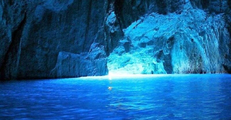 from-split-blue-cave-and-5-islands-day-tour