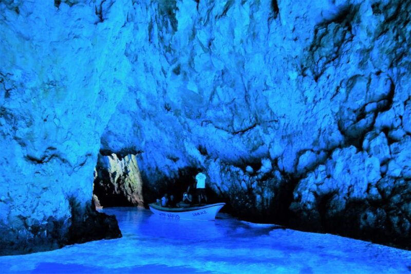 from-split-blue-cave-and-5-islands-day-tour