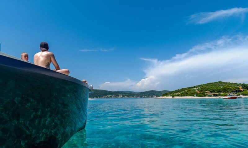 from-split-blue-cave-and-hvar-by-luxury-boat