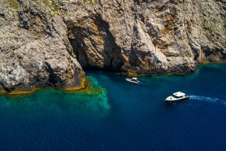 from-split-blue-cave-and-hvar-by-luxury-boat