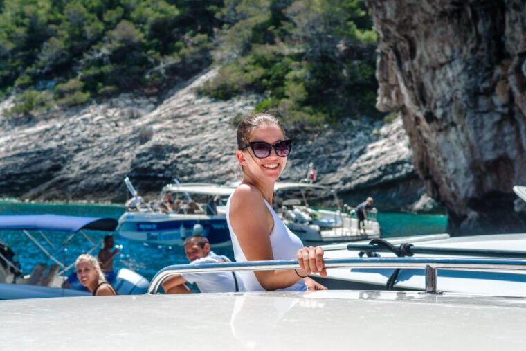 from-split-blue-cave-and-hvar-by-luxury-boat
