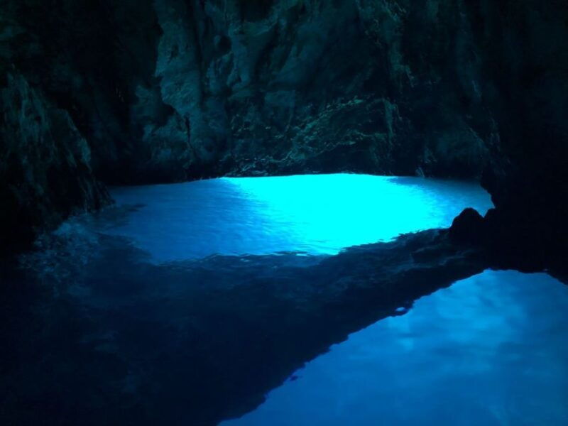 from-split-blue-cave-hvar-and-5-islands-private-tour