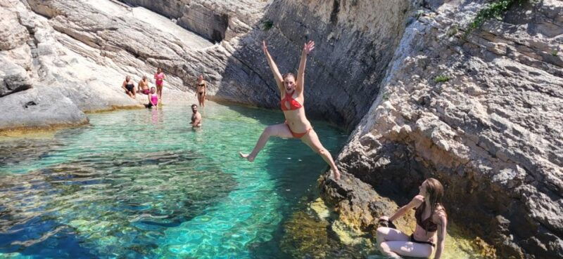 from-split-blue-cave-hvar-and-5-islands-speedboat-tour-2