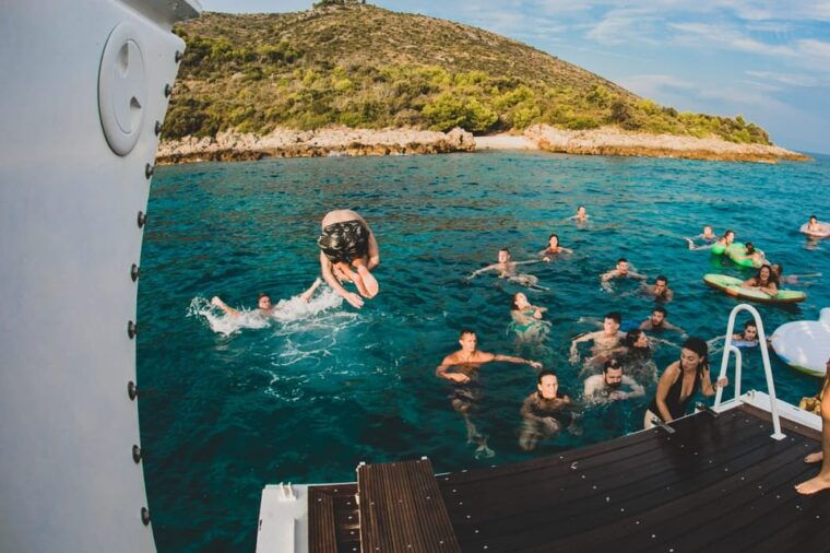 from-split-blue-lagoon-and-islands-boat-trip-with-lunch