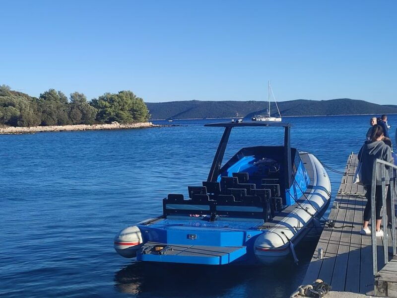 from-split-blue-lagoon-solta-and-trogir-speedboat-tour