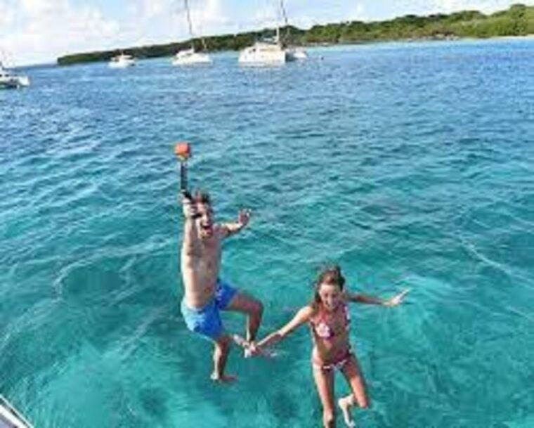 from-split-blue-lagoon-solta-and-trogir-speedboat-tour