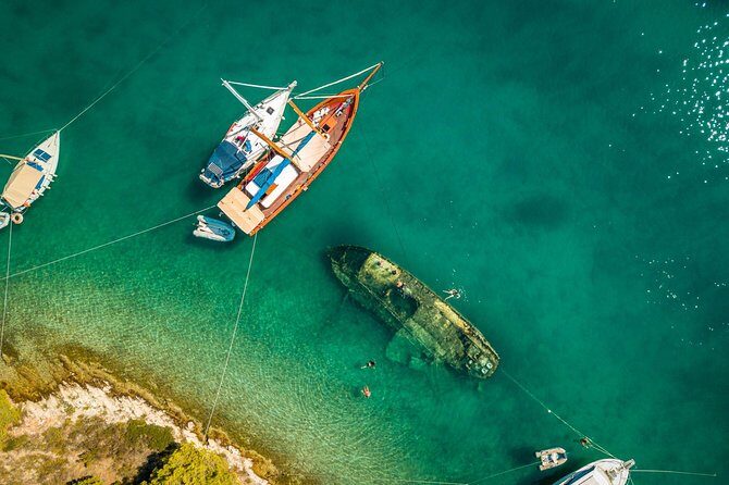 From Split: Half-Day Blue Lagoon and 3 Islands Boat Tour - Detailed Look at the Experience