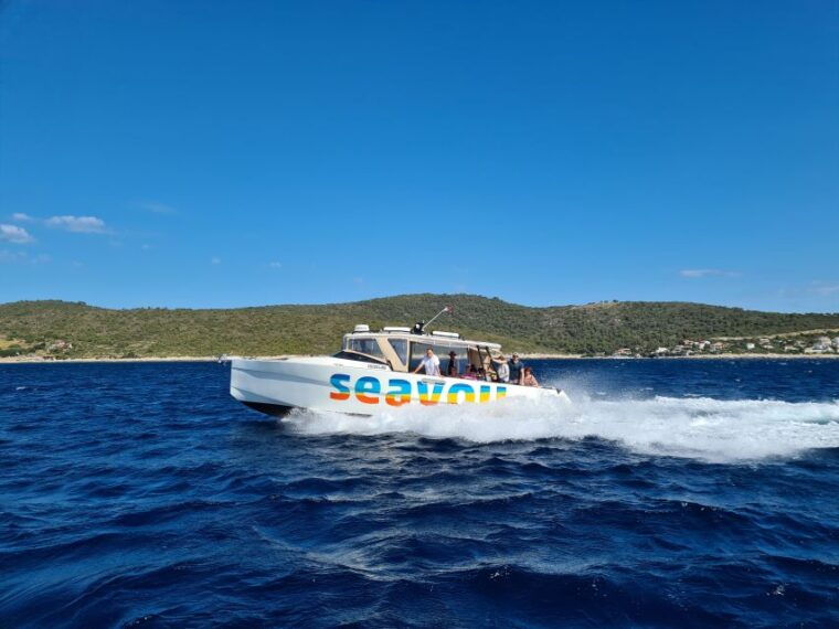 from-split-luxury-cabin-boat-tour-to-the-blue-cave-and-hvar