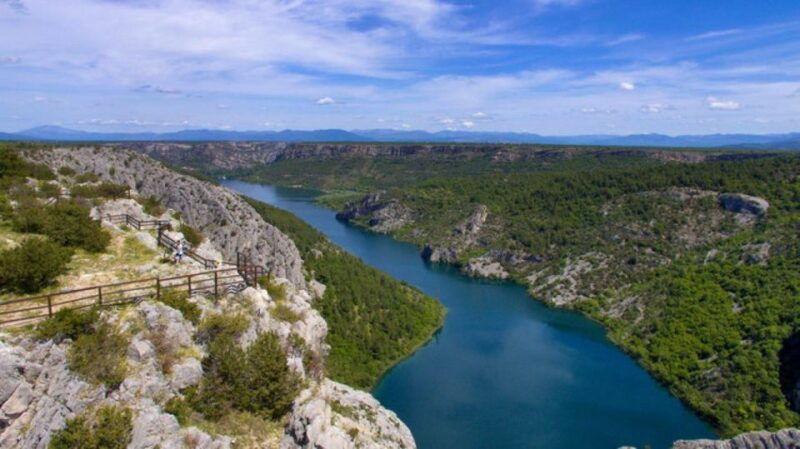 from-split-or-trogir-np-krka-bike-tour-primosten