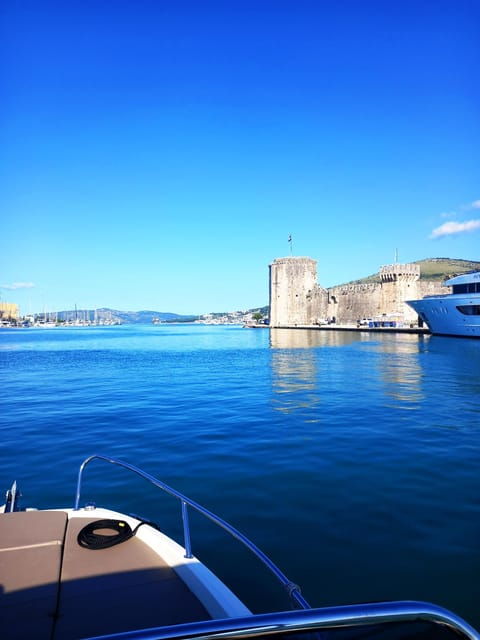 from-split-or-trogir-private-speedboat-tour-to-blue-lagoon
