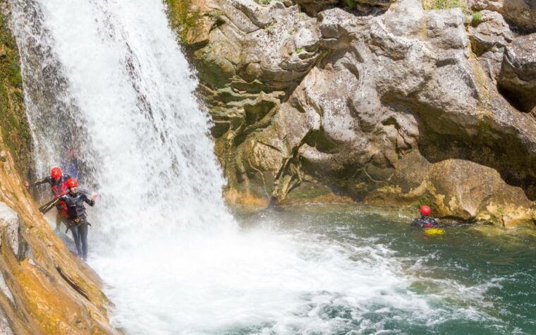 from-split-or-zadvarje-extreme-canyoning-on-cetina-river-2