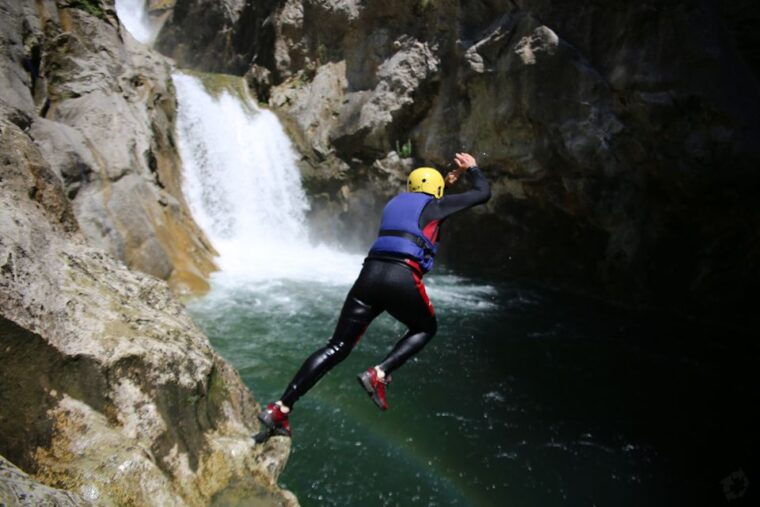from-split-or-zadvarje-extreme-canyoning-on-cetina-river