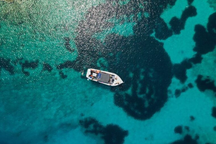 from-split-private-deluxe-blue-cave-tour-with-grilled-lunch