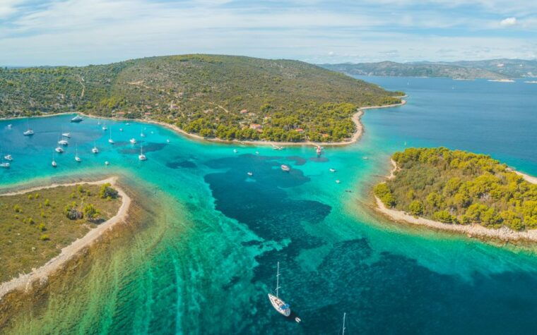 from-split-trogir-blue-lagoon-boat-tour-with-snorkeling