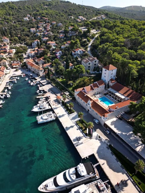 from-split-trogir-half-day-3-island-boat-tour-with-coffee