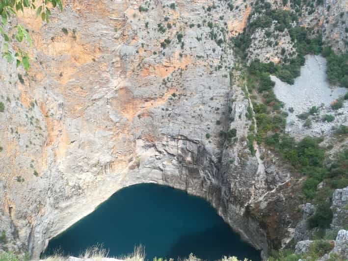 from-split-wine-tasting-in-dalmatian-inland-imotski
