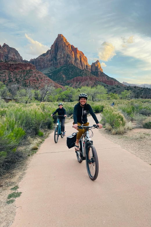 from-springdale-zion-sunset-biking-ebiking-tour