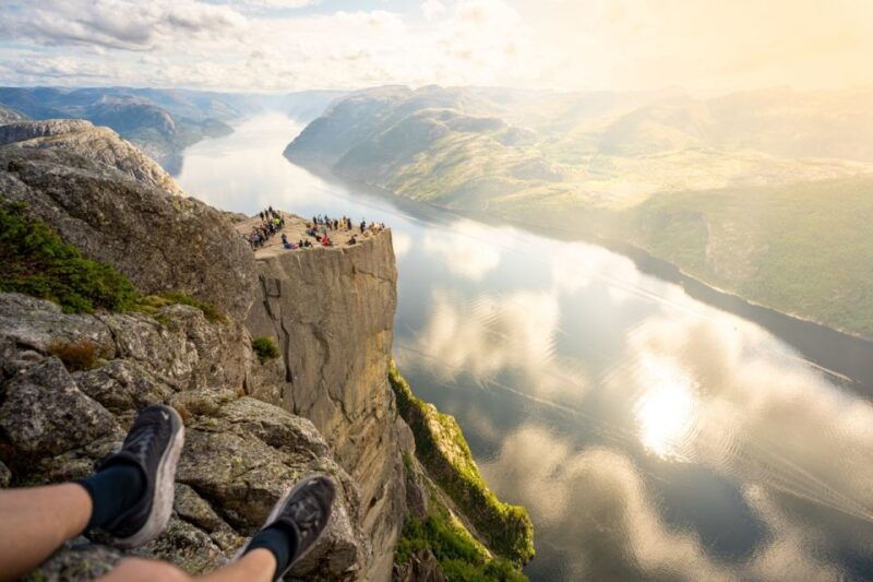 from-stavanger-pulpit-rock-guided-hike-with-pickup