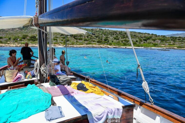 from-stintino-vintage-sailboat-tour-to-asinara-with-lunch