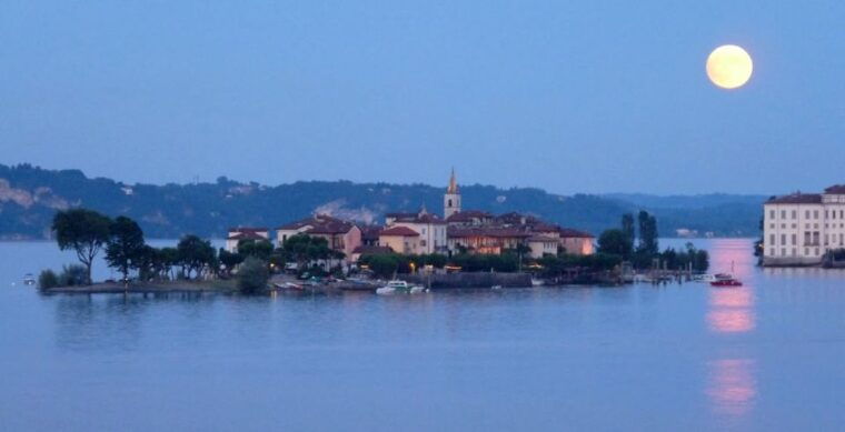 from-stresa-isola-pescatori-hop-on-hop-off-boat-tour