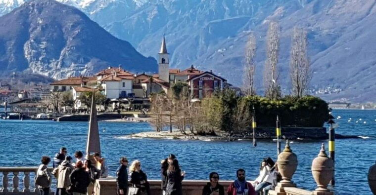 from-stresa-isola-pescatori-hop-on-hop-off-boat-tour