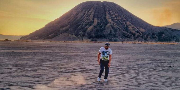 from-surabaya-2-day-1-night-mount-bromo-and-ijen-tour
