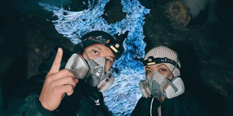 from-surabaya-malang-bromo-madakaripura-ijen-2-day-tour