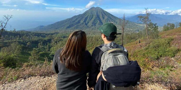 from-surabaya-malang-bromo-madakaripura-ijen-2-day-tour
