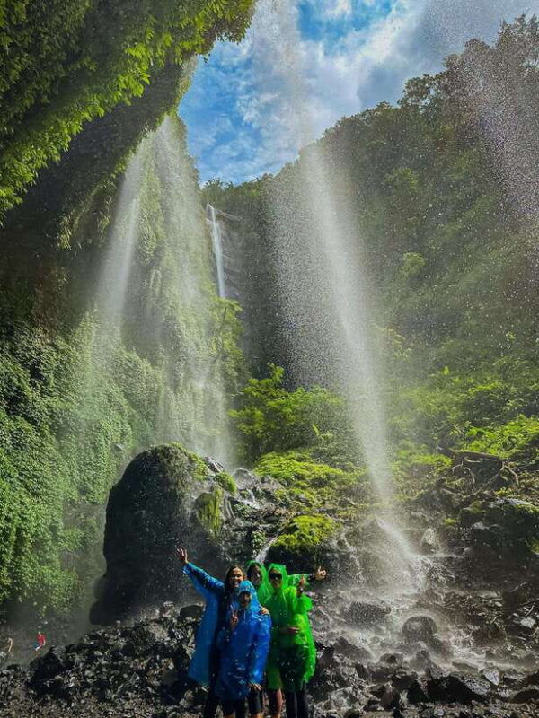 from-surabaya-malang-bromo-madakaripura-ijen-3-days-tour