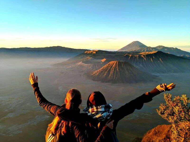 from-surabaya-malang-bromo-madakaripura-ijen-3-days-tour