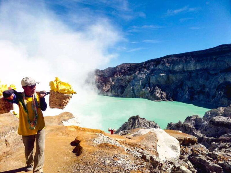 from-surabaya-or-malang-3-day-bromo-ijen-tour-stay