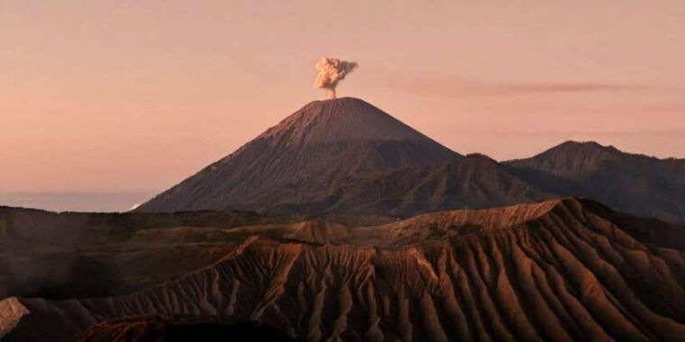 from-surabaya-or-malang-mount-bromo-sunrise-trip